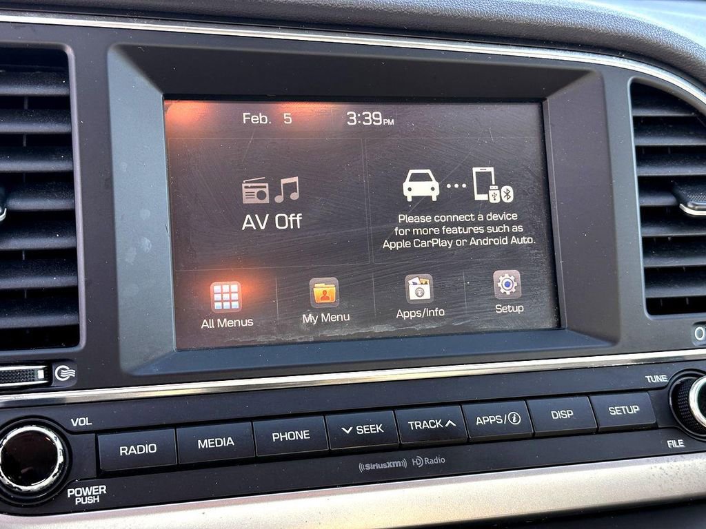 Used 2017 Hyundai Elantra SE image 15