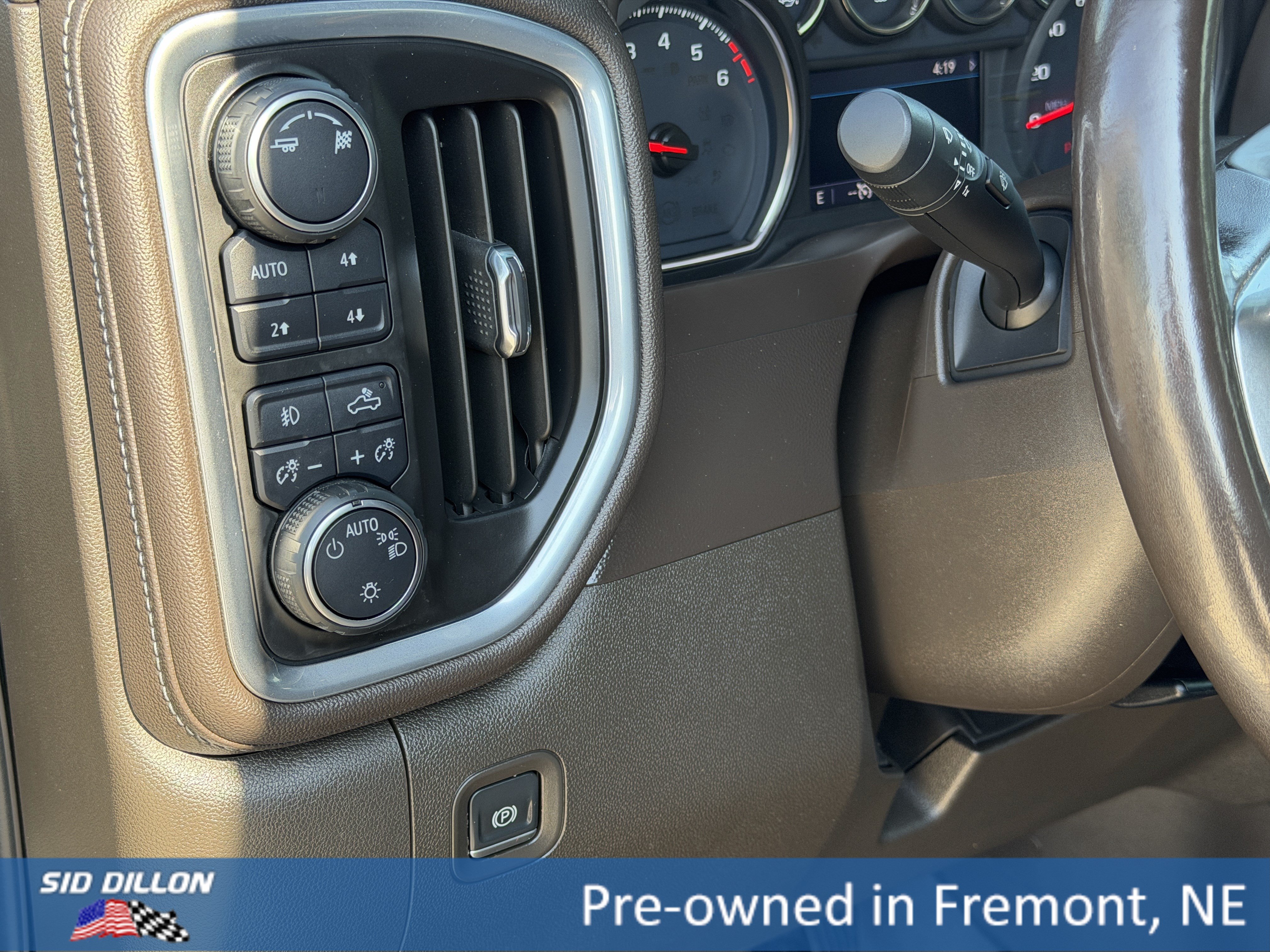 Certified 2019 Chevrolet Silverado 1500 RST AWD/4WD image 12