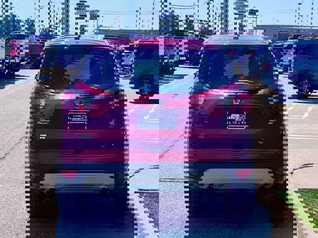 Certified 2019 Ford Escape SE AWD/4WD image 5