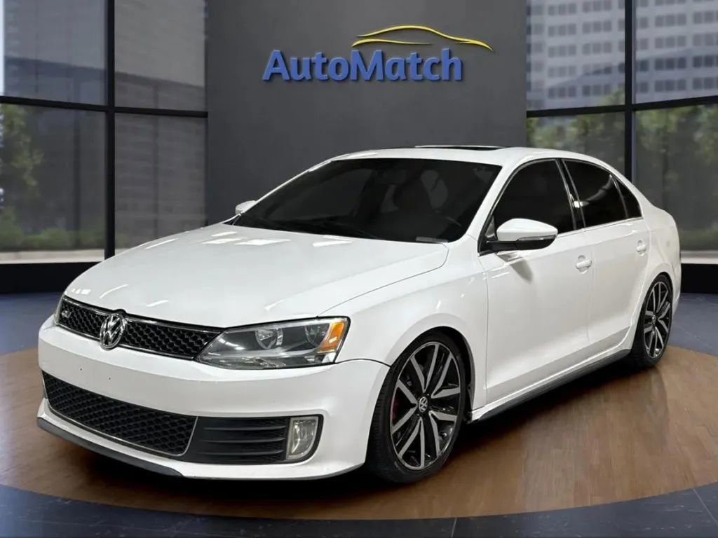 Used 2012 Volkswagen Jetta GLI Autobahn image 3