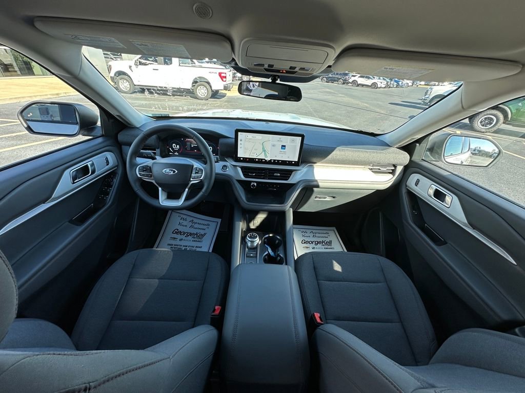 New 2026 Ford Explorer Active image 5