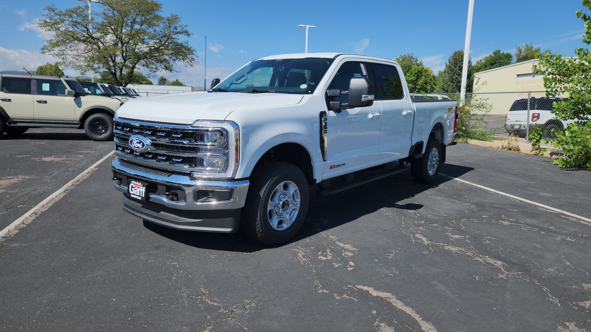 New 2027 Ford F350 XLT w/ XLT Premium Package AWD/4WD image 2