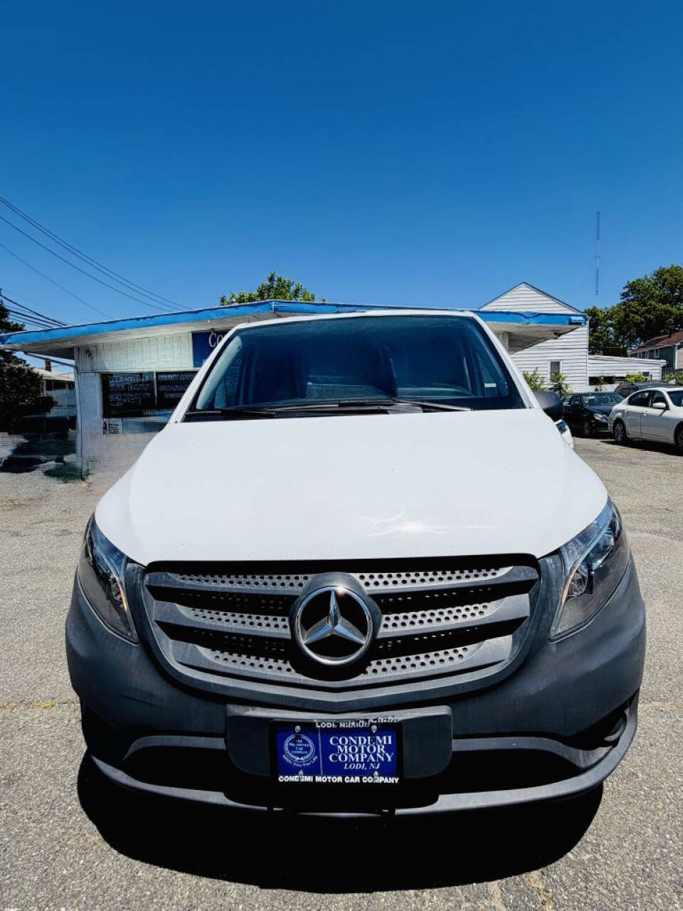 Used 2019 Mercedes-Benz Metris image 2
