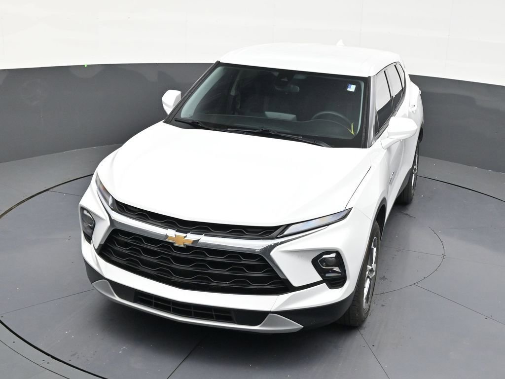 Used 2023 Chevrolet Blazer LT FWD image 19