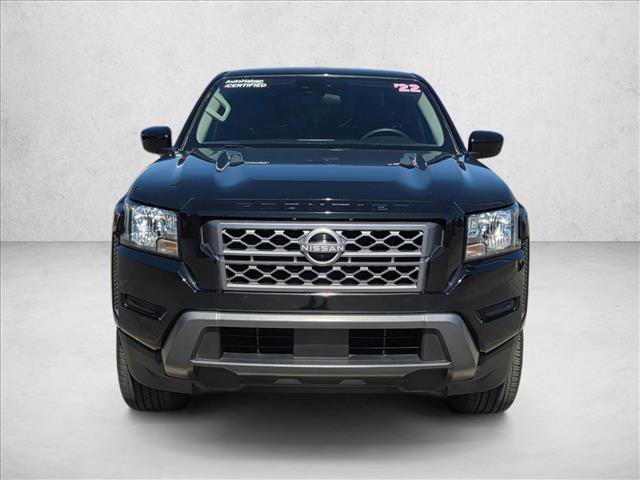 Used 2022 Nissan Frontier SV image 2