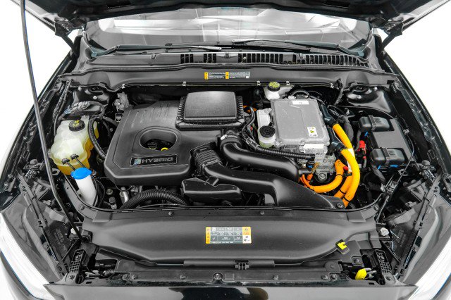 Used 2020 Ford Fusion SE image 48