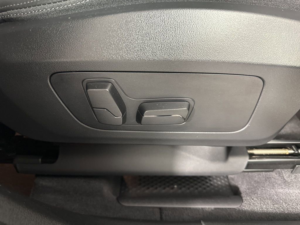 Certified 2024 BMW X1 xDrive28i w/ Convenience Package image 16