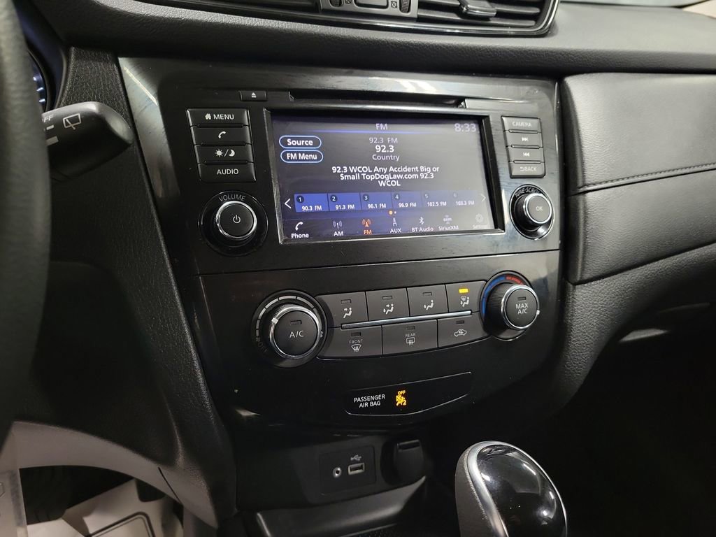 Used 2019 Nissan Rogue S image 15