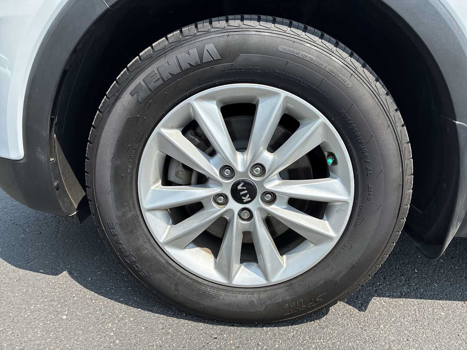 Used 2020 Kia Sorento LX w/ LX I4 Convenience Package AWD/4WD image 18