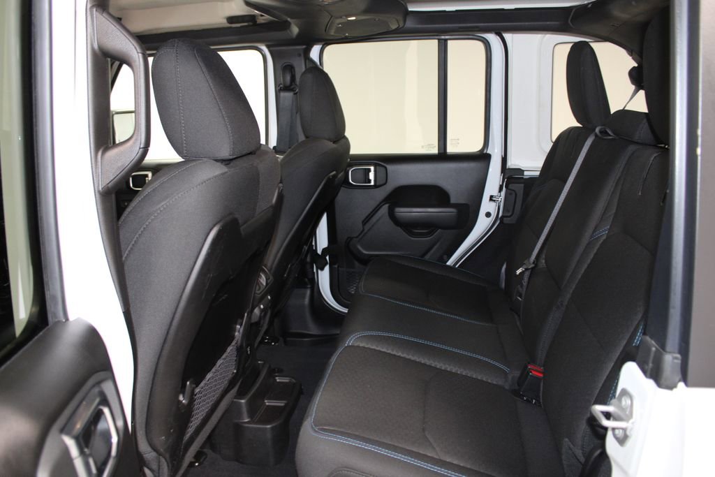 Used 2025 Jeep Wrangler Unlimited Rubicon 4xe w/ Convenience Group image 19