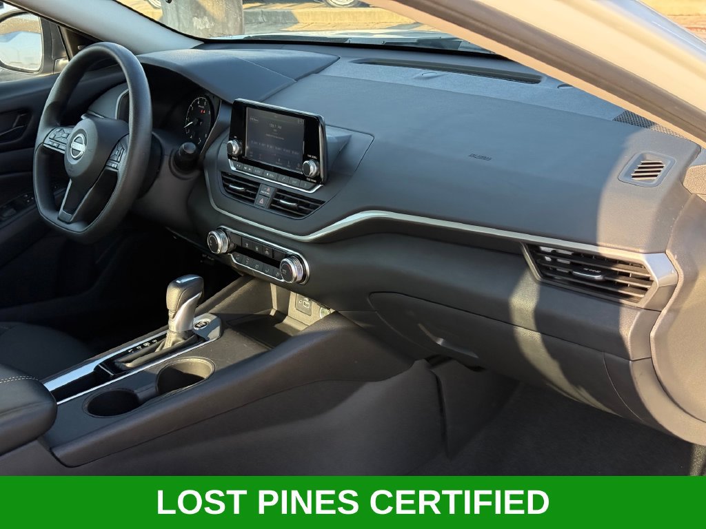 Used 2024 Nissan Altima 2.5 S FWD image 25