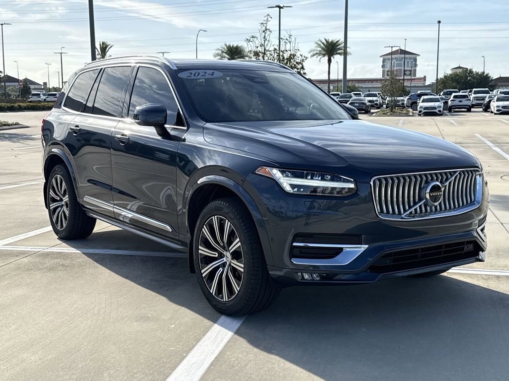 Used 2024 Volvo XC90 B6 Plus image 12