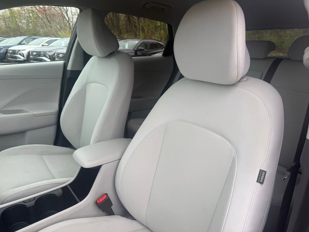 Used 2024 Hyundai Kona SEL w/ Convenience Package AWD/4WD image 32