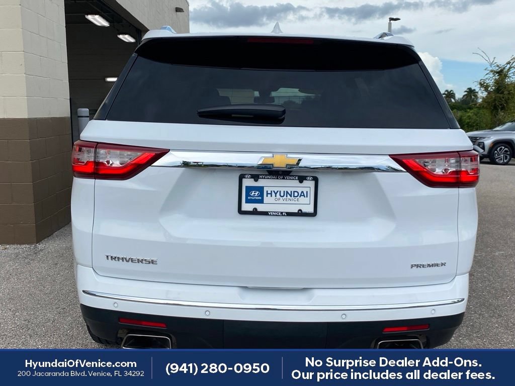 Used 2019 Chevrolet Traverse Premier w/ Driver Confidence II Package FWD image 32