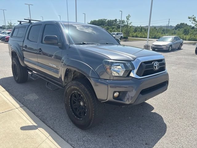 Used 2012 Toyota Tacoma 4x4 Double Cab w/ TRD Off-Road Pkg image 2