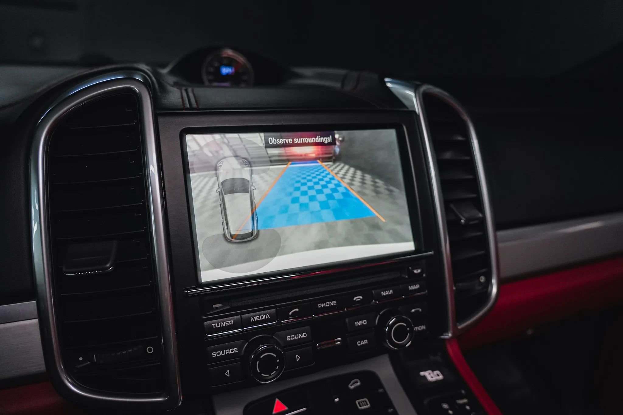 Used 2015 Porsche Cayenne Turbo image 71