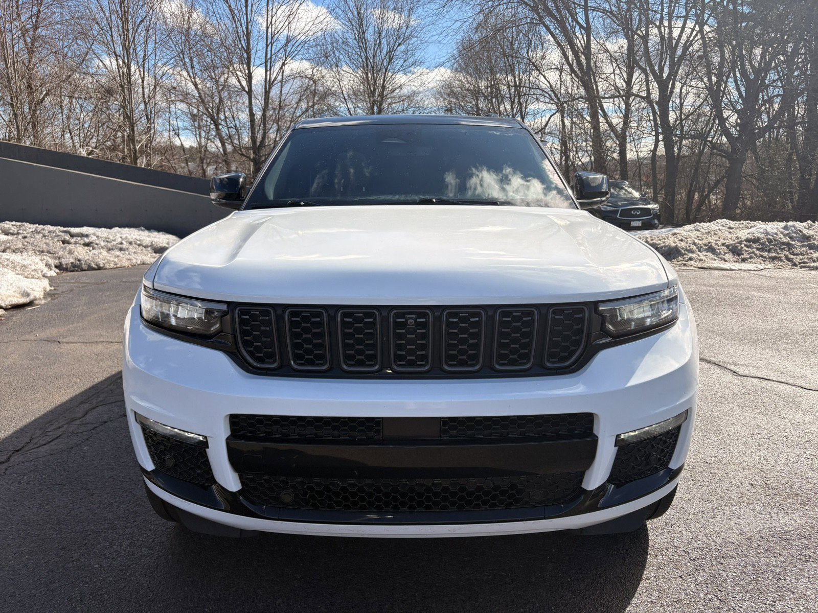 Used 2023 Jeep Grand Cherokee L Summit w/ High Altitude Package image 2