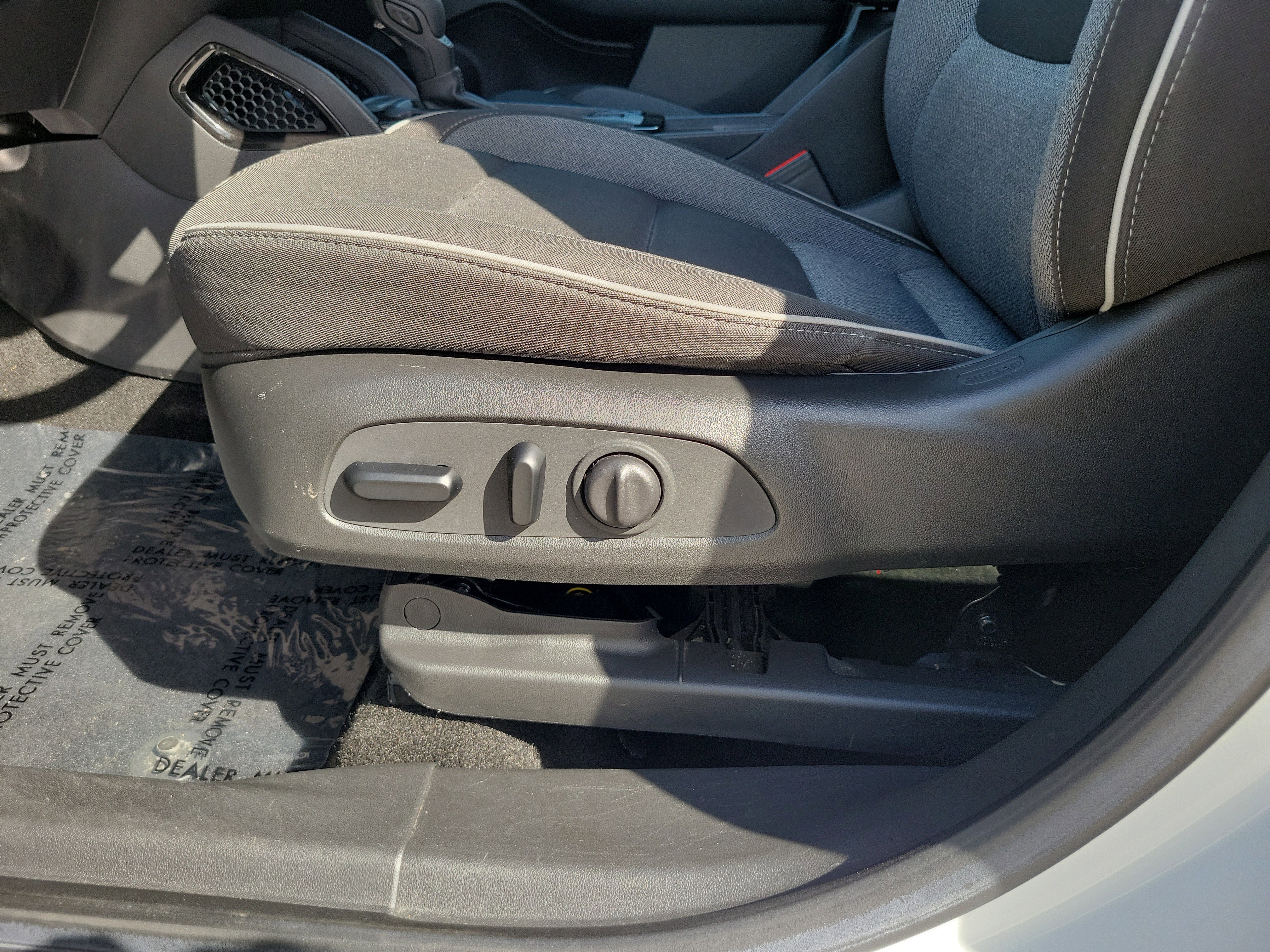 Used 2022 Chevrolet TrailBlazer LT w/ Convenience Package image 12