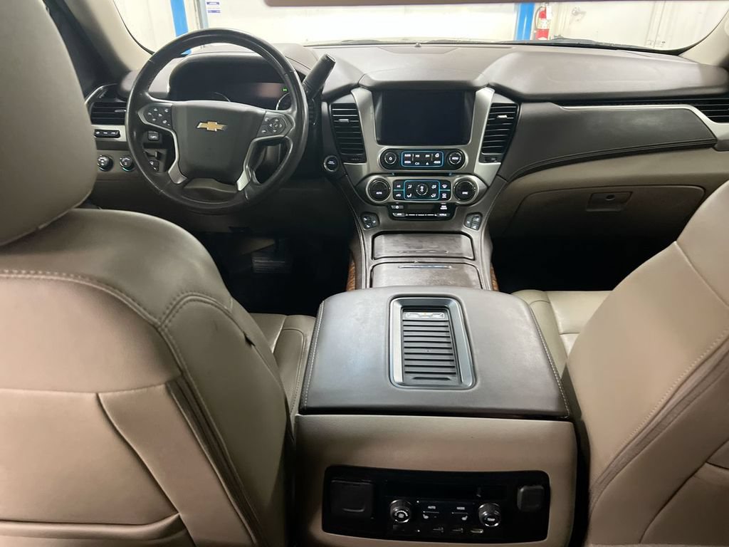 Used 2017 Chevrolet Suburban Premier AWD/4WD image 10