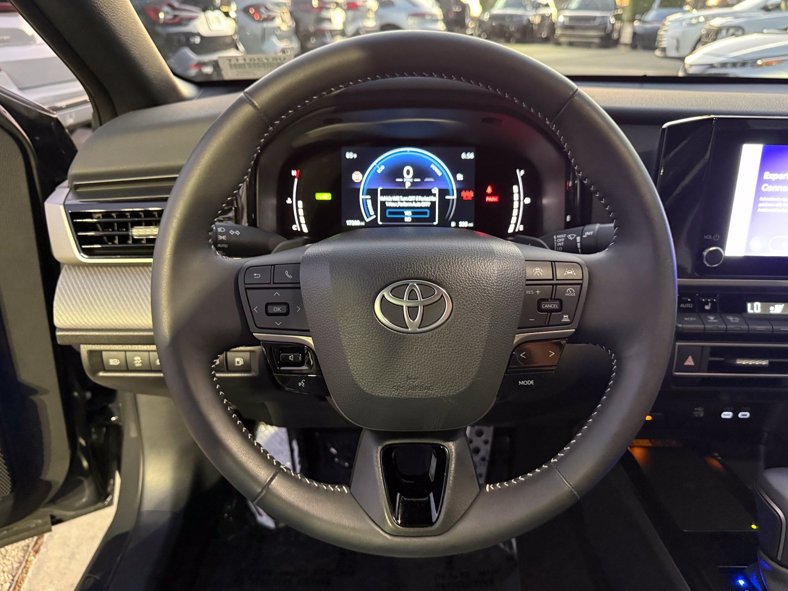Used 2025 Toyota Camry SE w/ Convenience Package FWD image 26