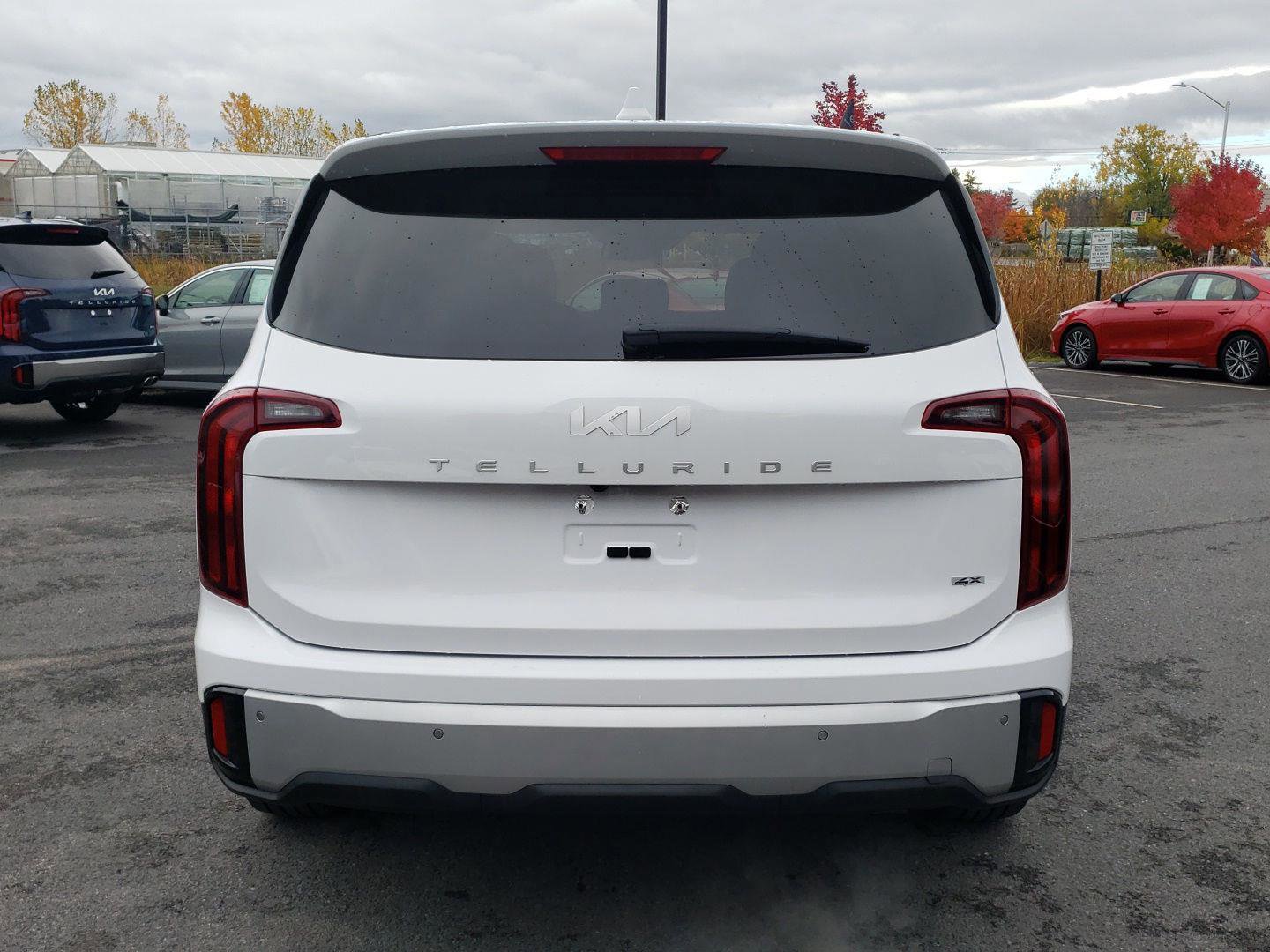 Used 2024 Kia Telluride LX image 18