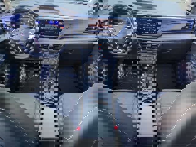 Used 2022 Volkswagen Taos SE image 16