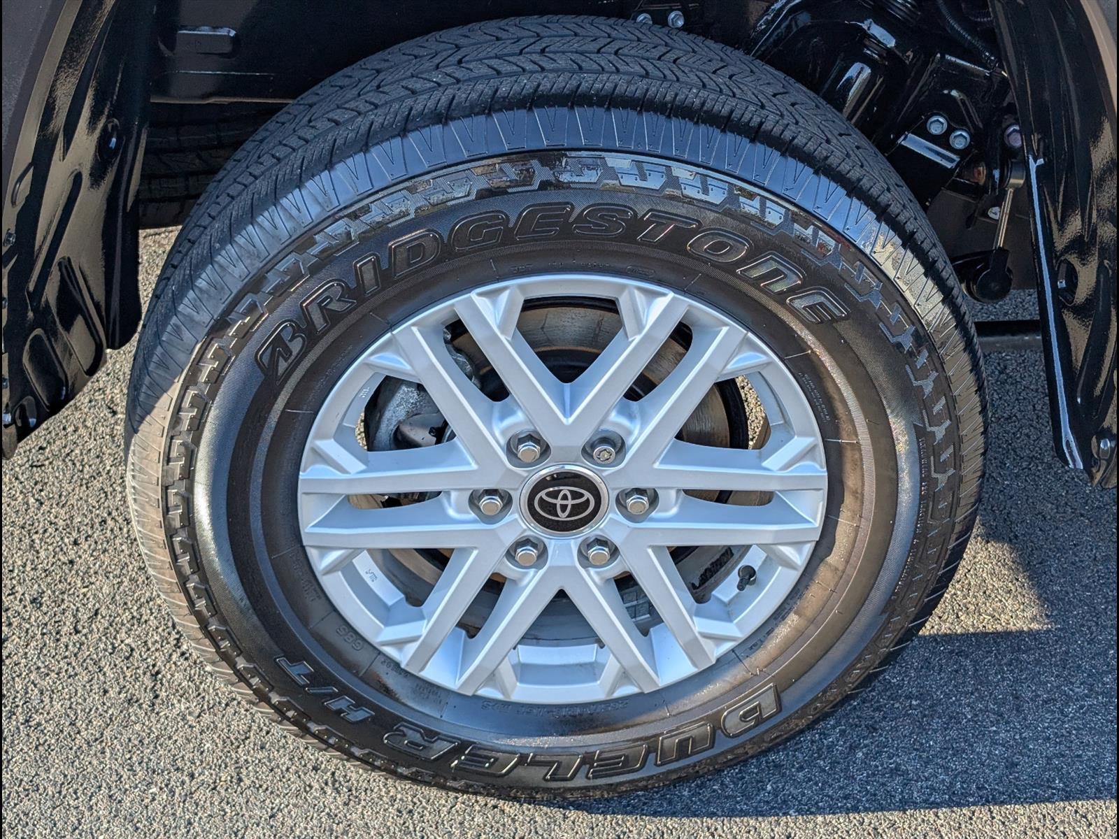 Used 2023 Toyota Tundra SR5 w/ SR5 Convenience Package image 22