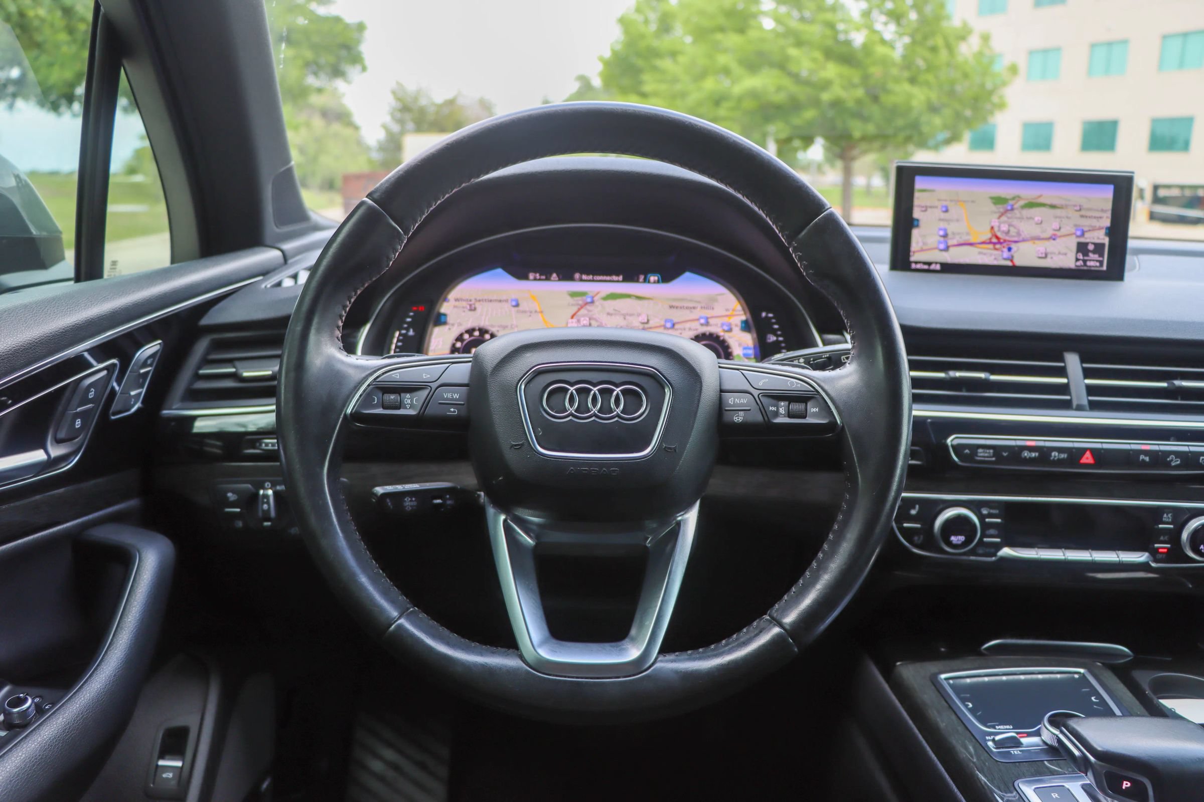 Used 2018 Audi Q7 3.0T Prestige AWD/4WD image 32