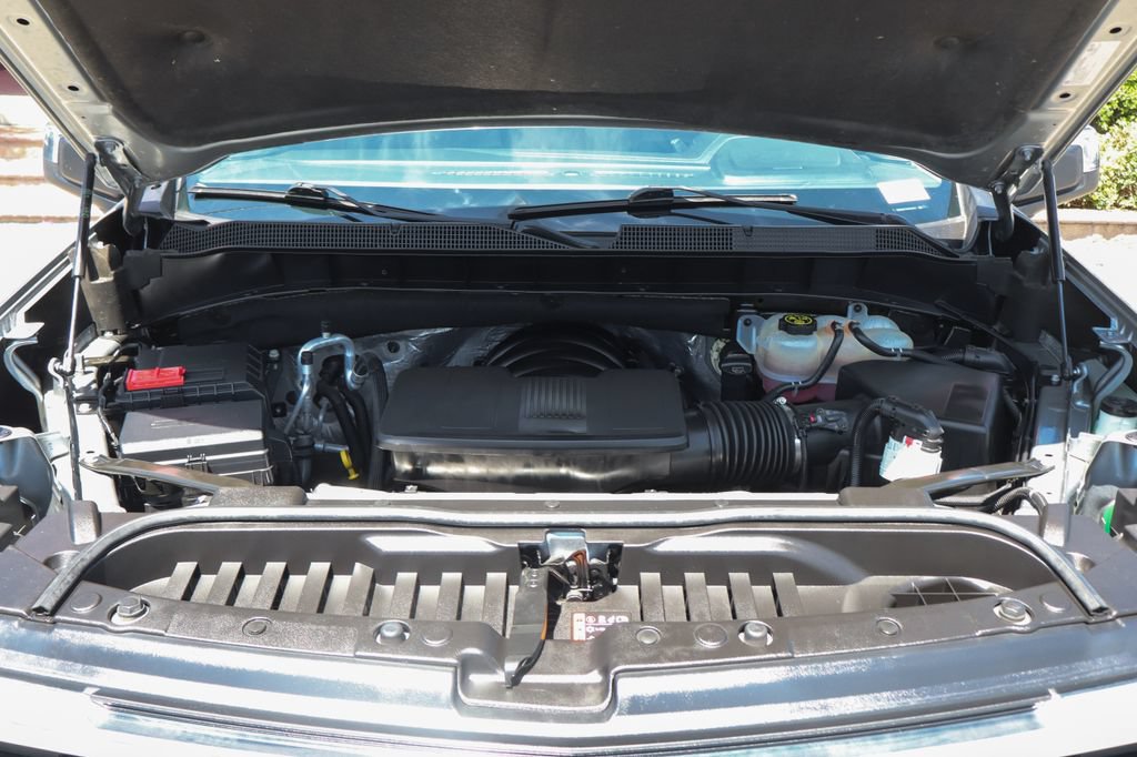 Used 2024 Chevrolet Silverado 1500 LT RWD image 12