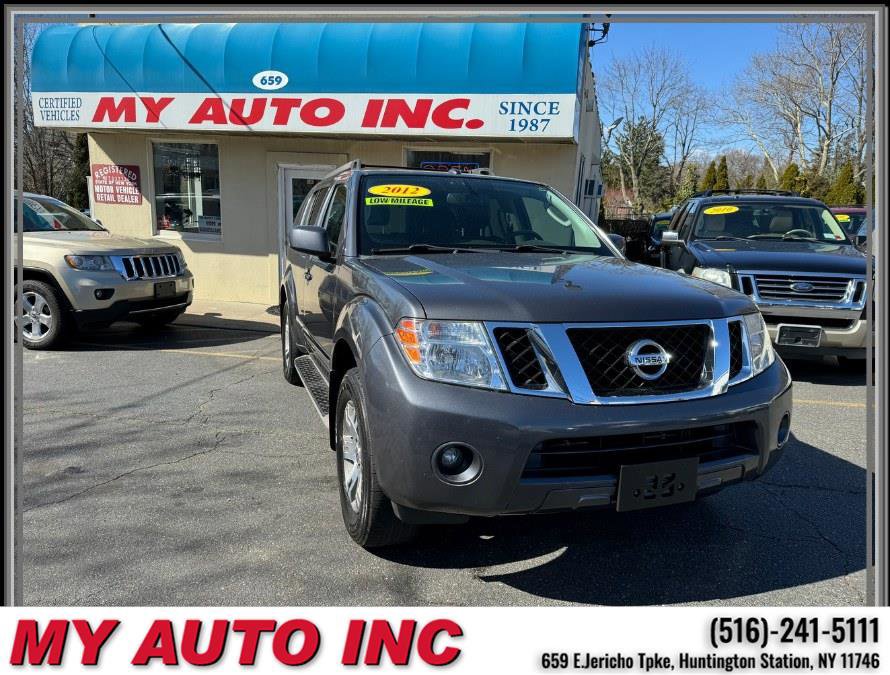 Used 2012 Nissan Pathfinder Silver image 1