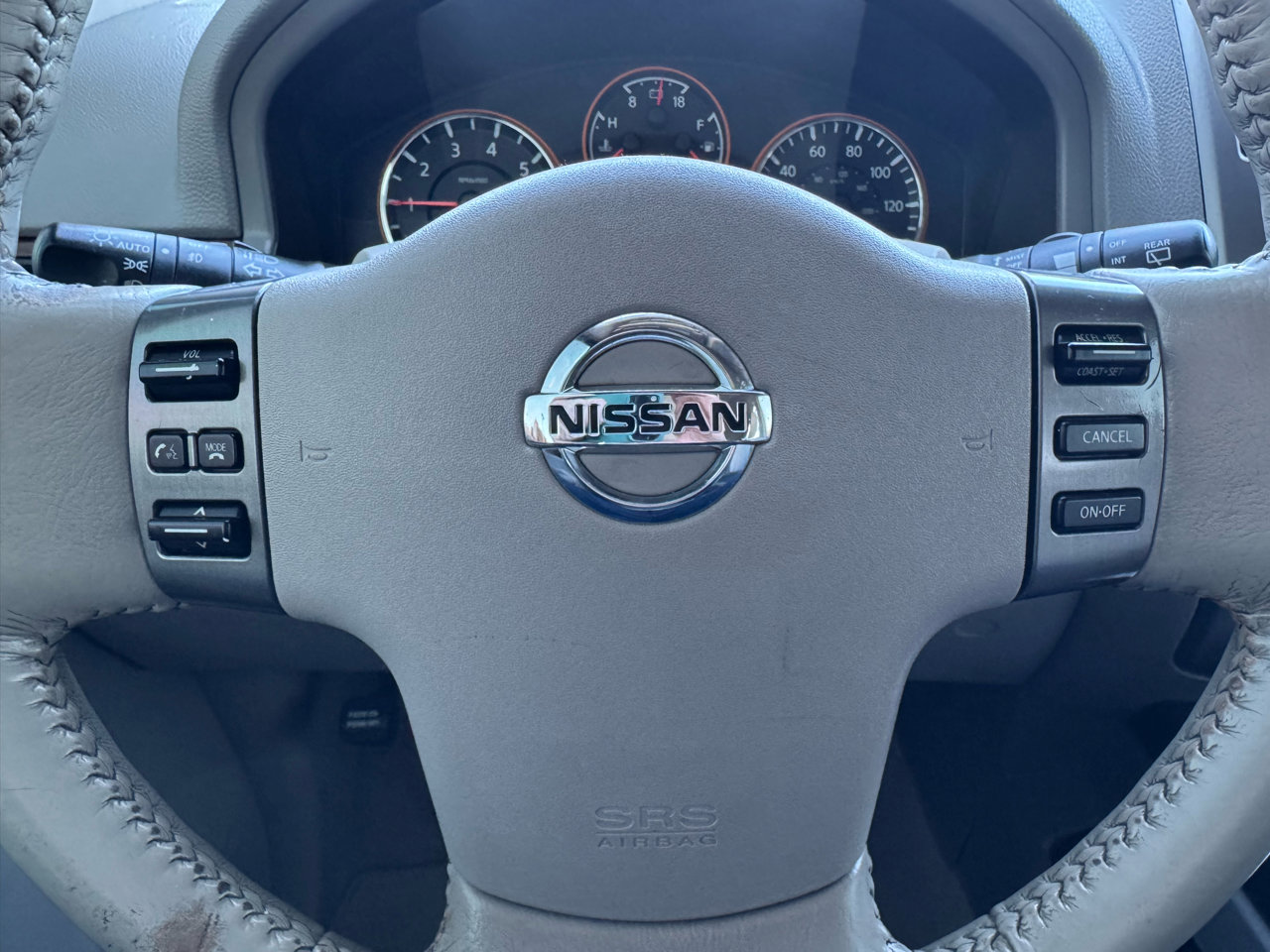 Used 2010 Nissan Armada Titanium w/ DVD Entertainment Pkg image 26