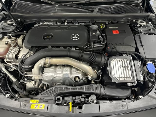 Certified 2024 Mercedes-Benz CLA 250 4MATIC image 9