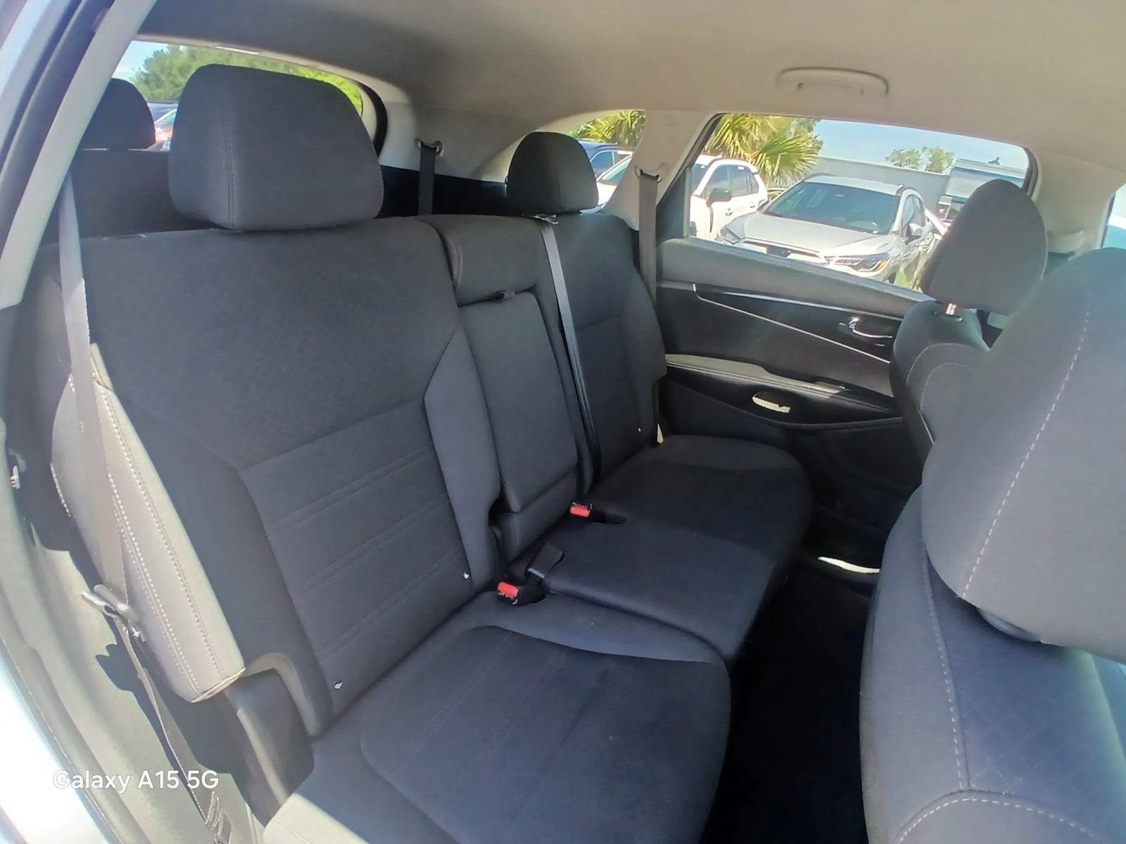 Used 2020 Kia Sorento S FWD image 23
