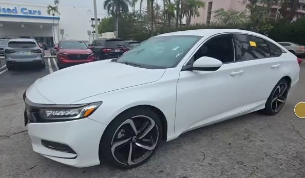 Used 2019 Honda Accord Sport image 1