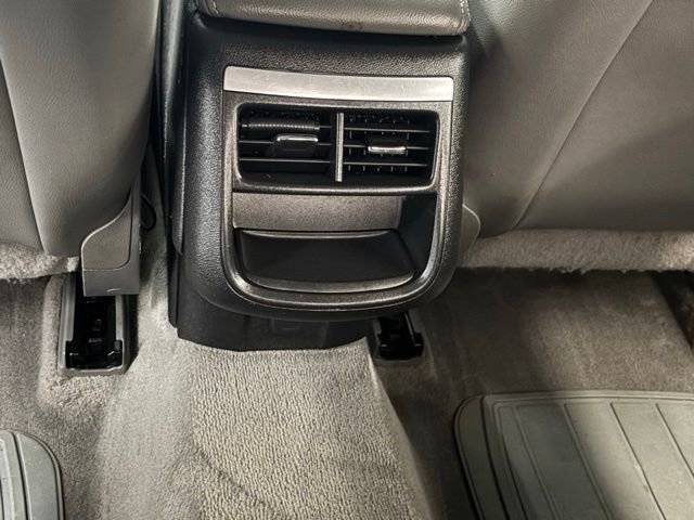 Used 2015 Chevrolet Impala LT w/ Convenience Package FWD image 8