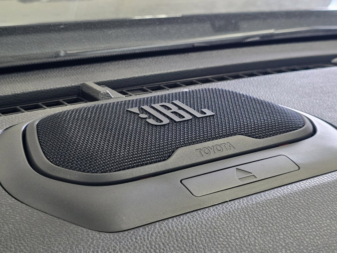 New 2026 Toyota Tacoma TRD Sport image 9