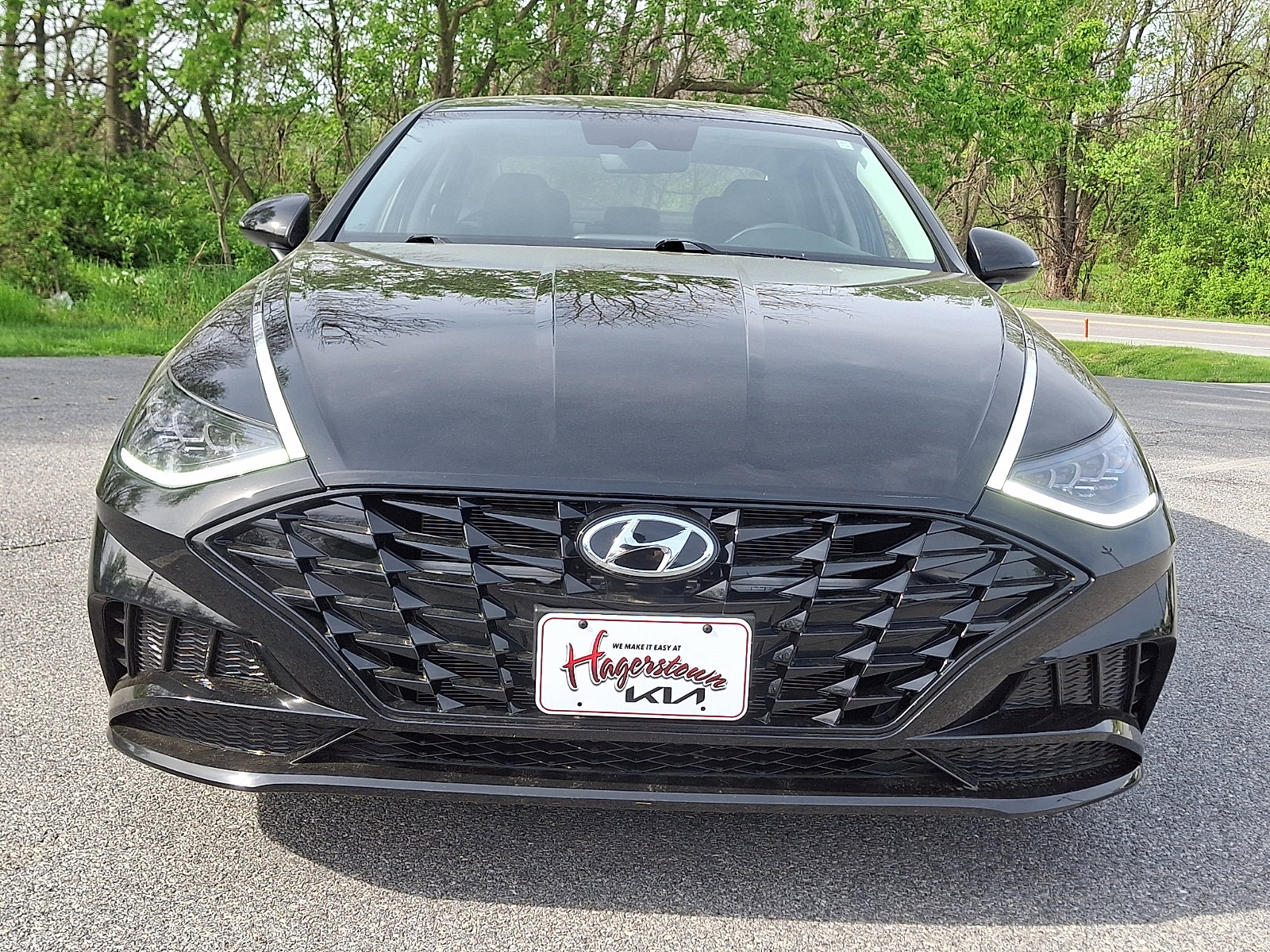 Used 2023 Hyundai Sonata SEL FWD image 2