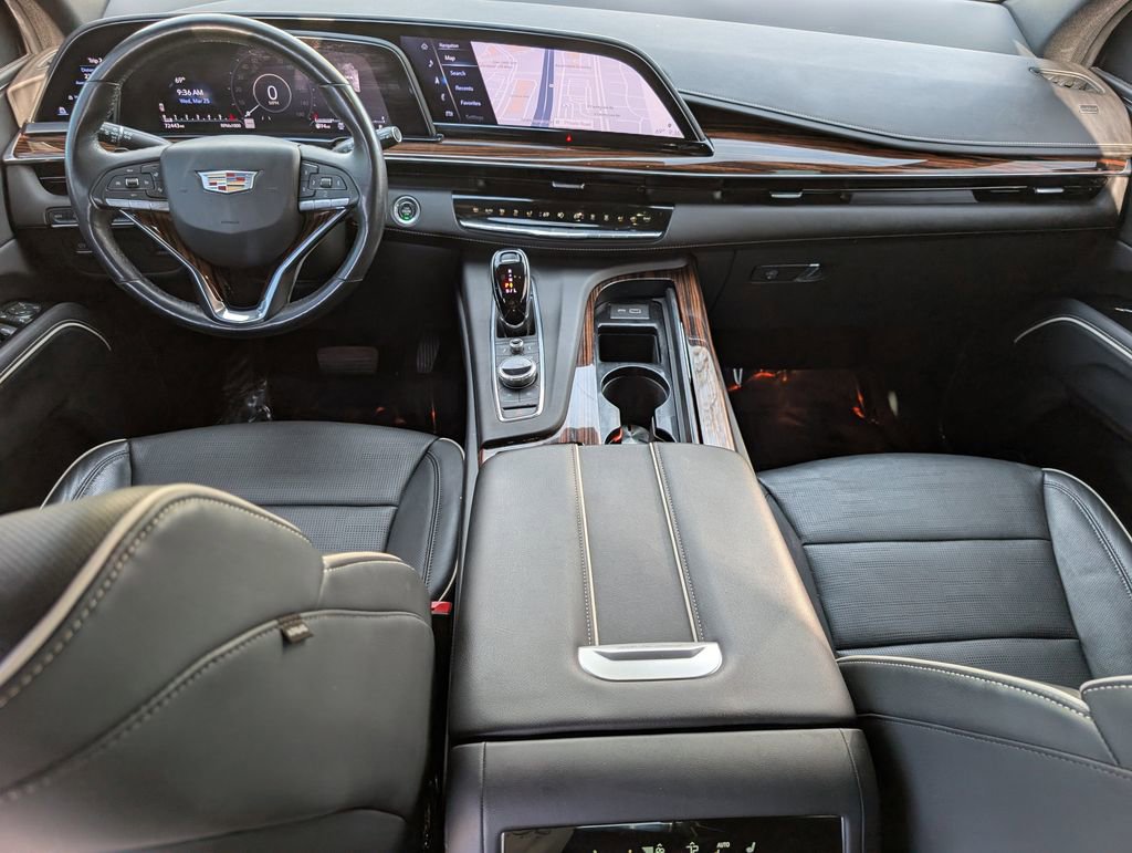 Used 2023 Cadillac Escalade Premium Luxury image 20