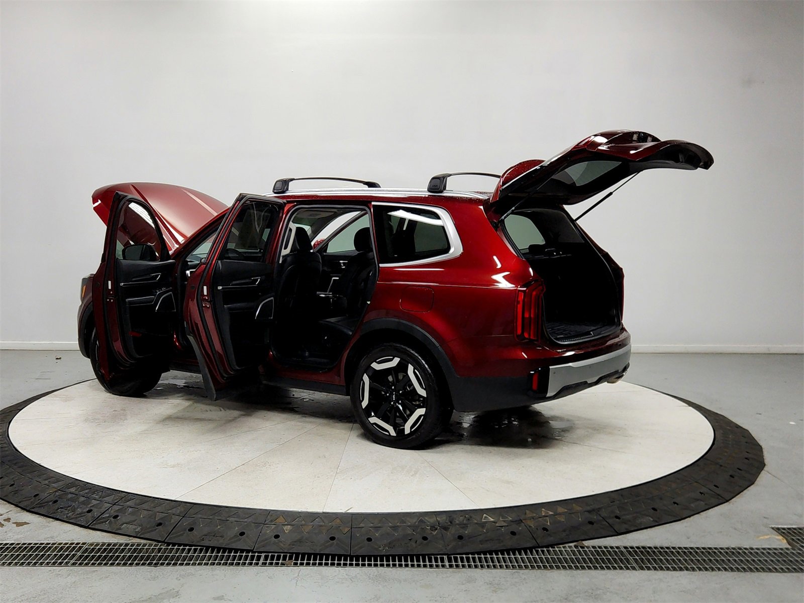 Used 2024 Kia Telluride S w/ S Sunroof Package image 13