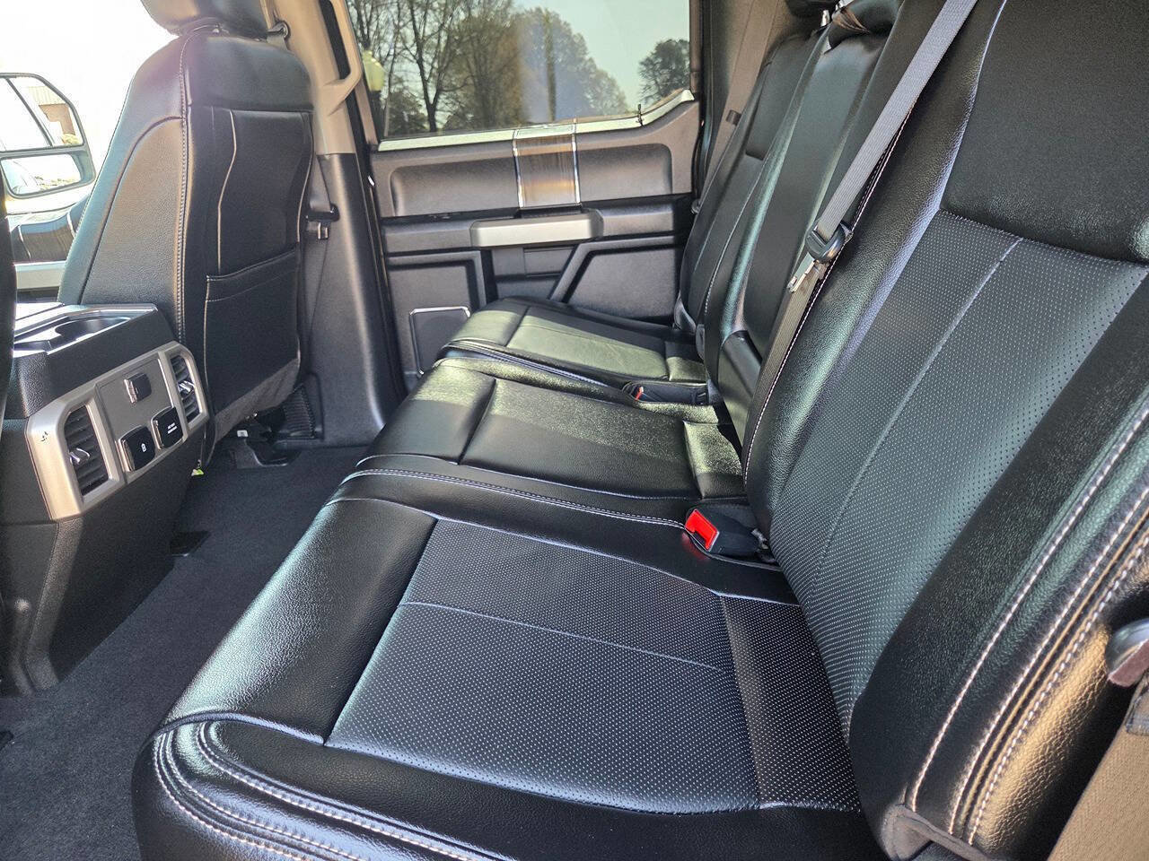 Used 2020 Ford F250 Lariat image 15