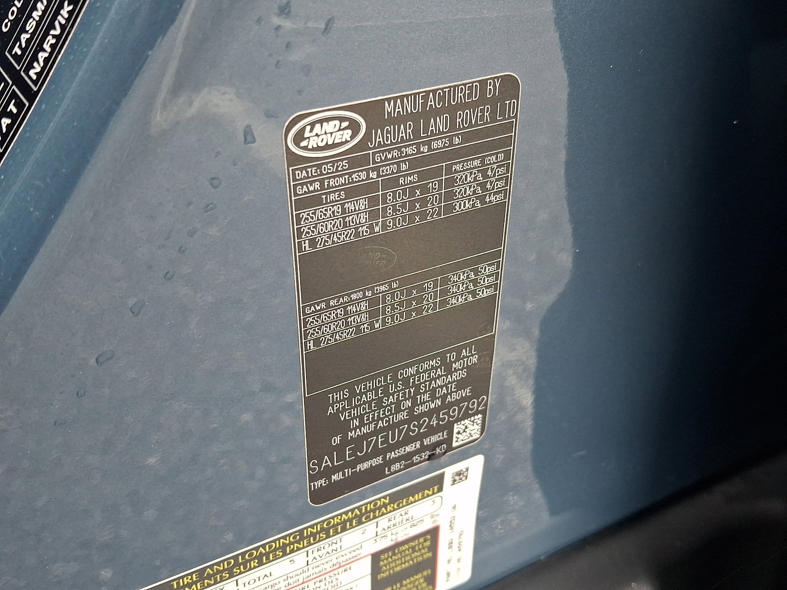 Used 2025 Land Rover Defender 110 S image 26