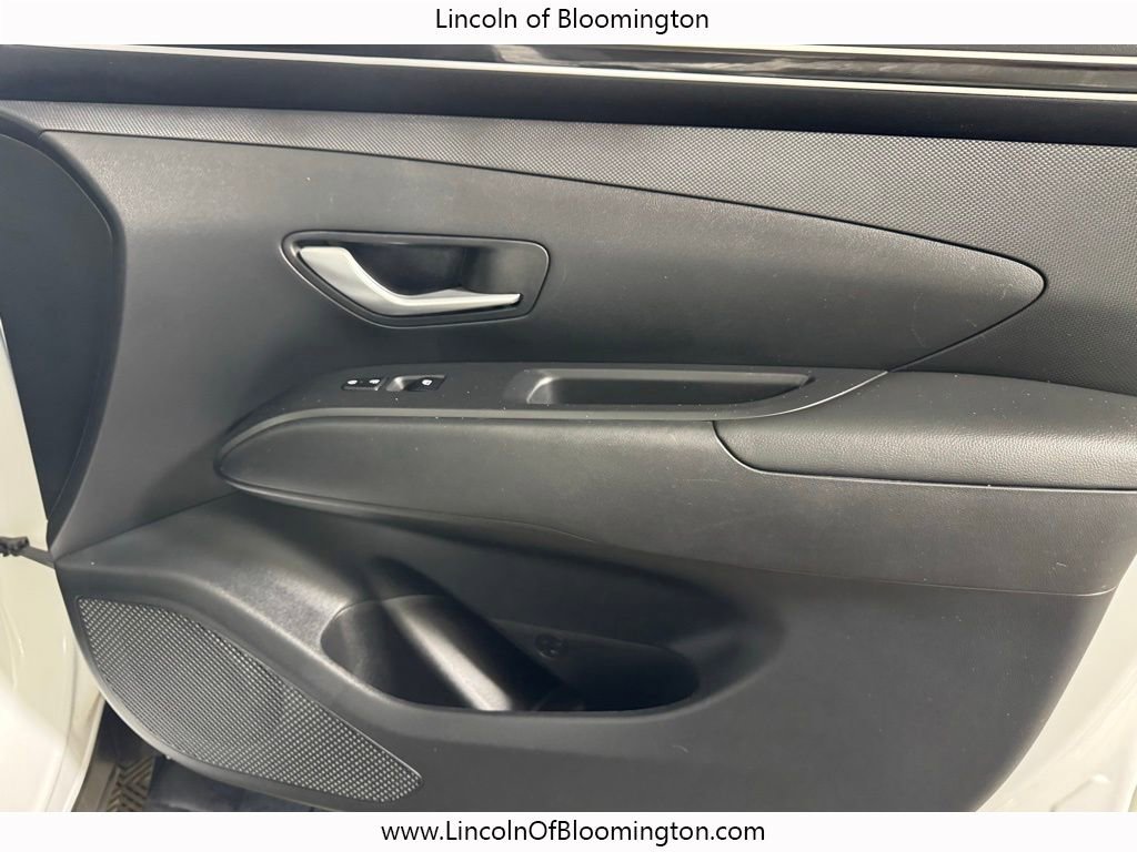 Used 2022 Hyundai Santa Cruz SEL Premium image 16