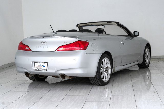 Used 2011 INFINITI G37 Convertible w/ Premium Pkg RWD image 5