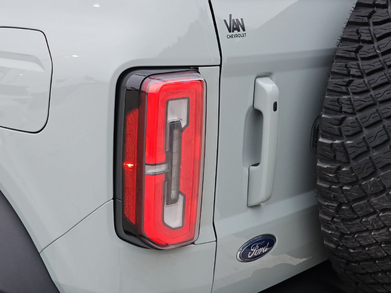Used 2024 Ford Bronco Outer Banks AWD/4WD image 38