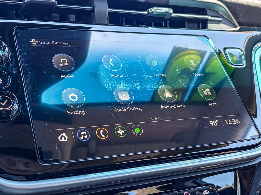Used 2023 Chevrolet Bolt LT w/ Infotainment Package FWD image 25