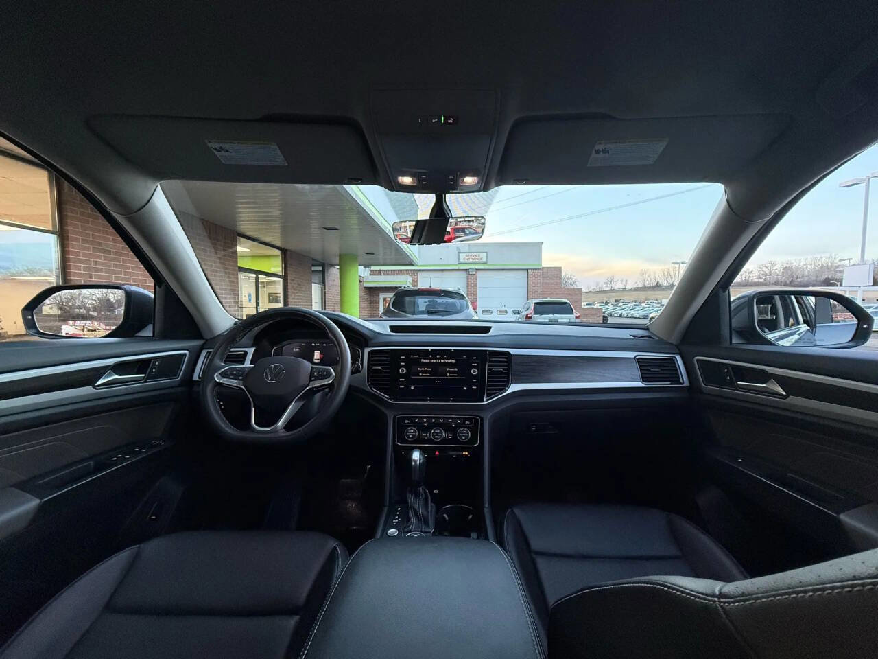 Used 2023 Volkswagen Atlas SE image 20