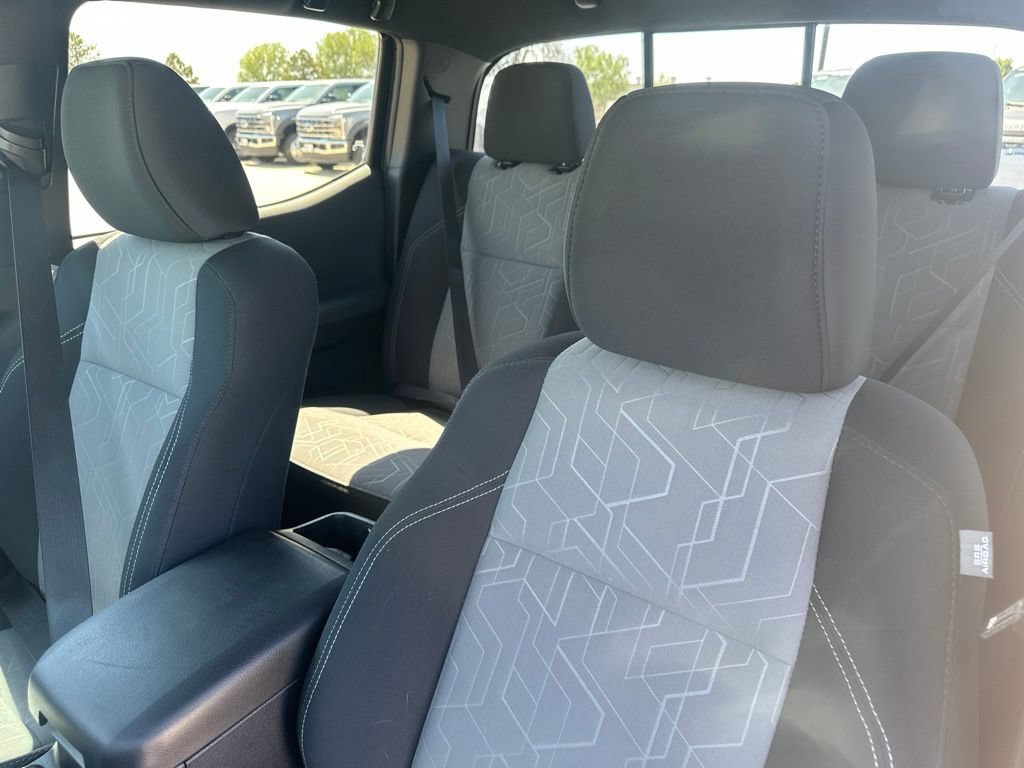 Used 2023 Toyota Tacoma TRD Sport AWD/4WD image 17