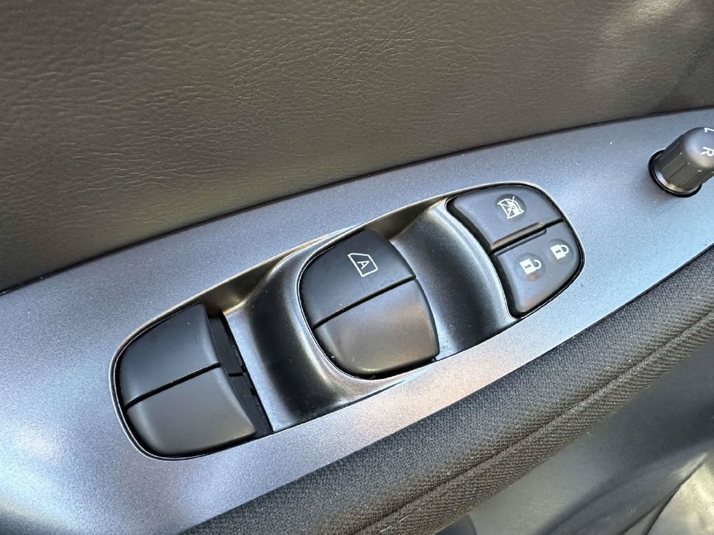 Certified 2023 Nissan Leaf S FWD image 35