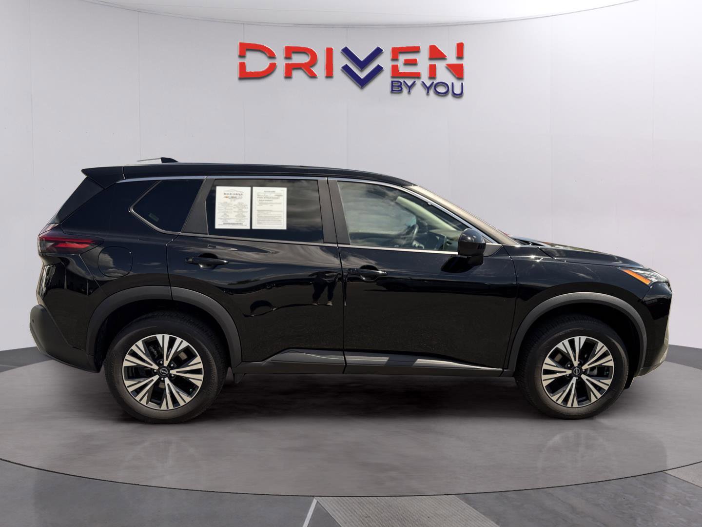 Used 2023 Nissan Rogue SV FWD image 6