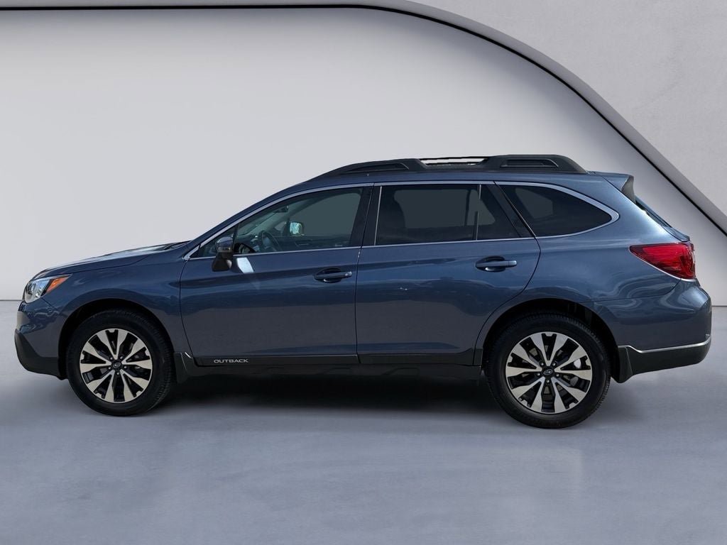 Used 2017 Subaru Outback 2.5i Limited AWD/4WD image 2